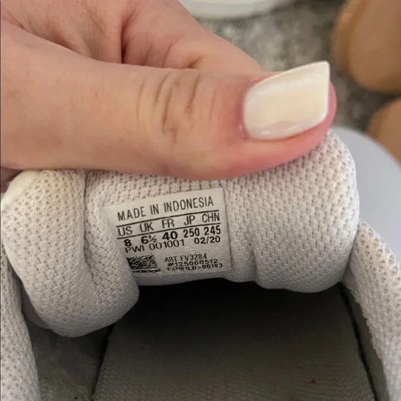 Adidas Superstar sneakers - Picture 6 of 6